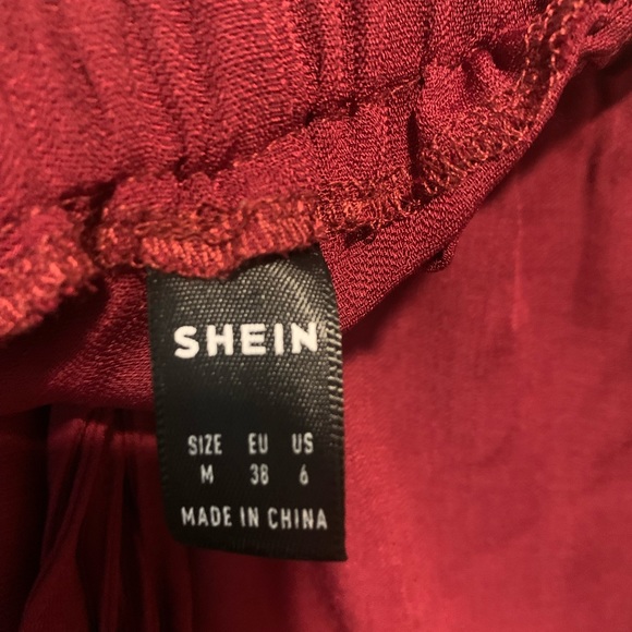 Knot Front Paper Bag Waist Shorts NWOT - Picture 5 of 9